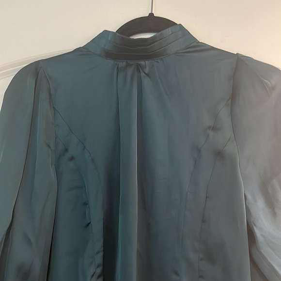 Lucca Hunter green medium blouse - Picture 2 of 4